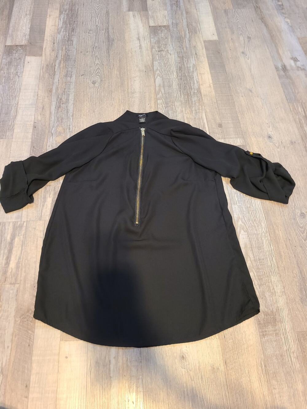 Rue21 medium women's sheer black partial zip up blouse